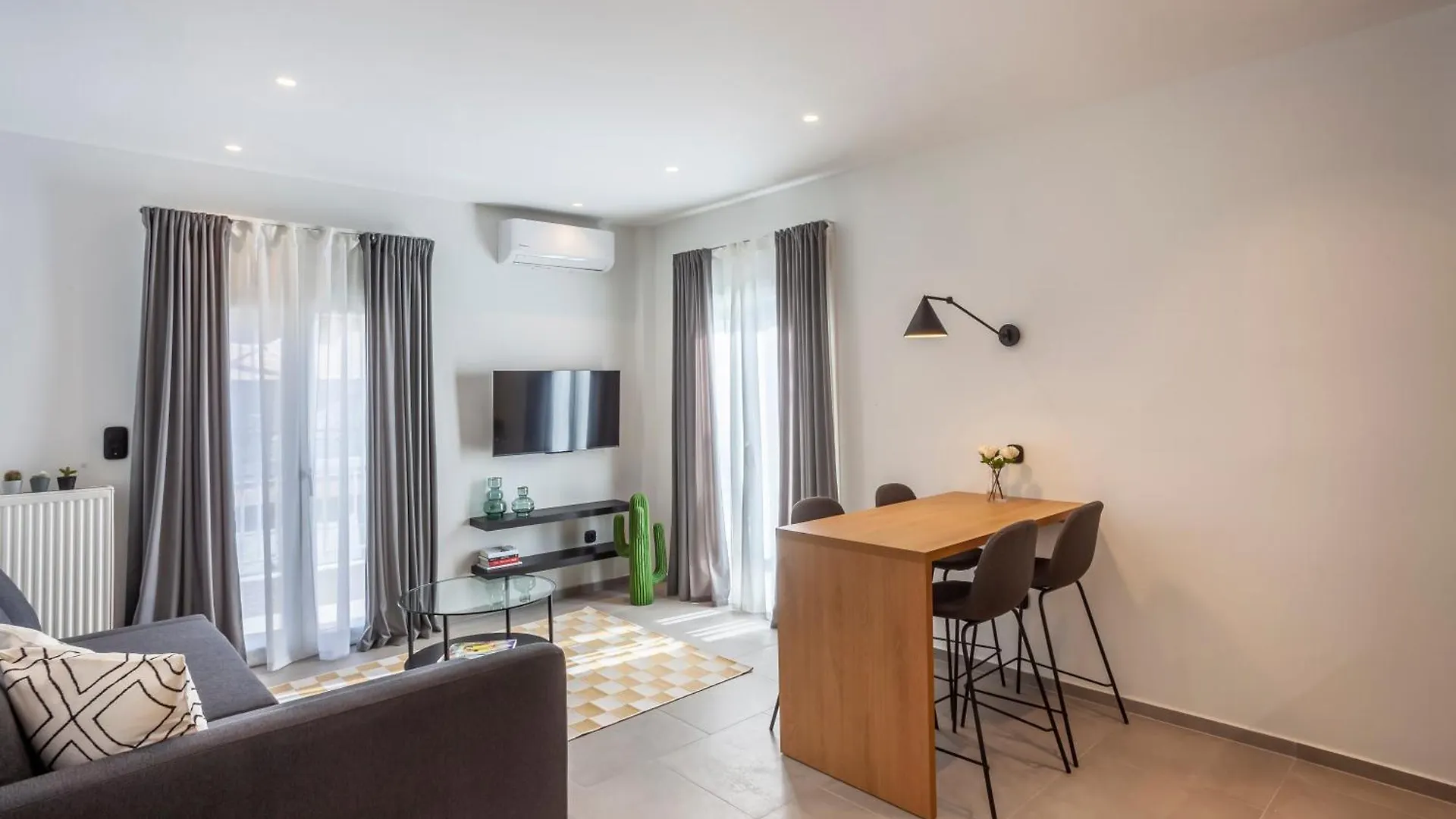Apartment Mazi Rooms Charilaou 2,3 Thessaloniki